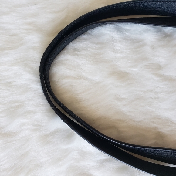 Michael Kors Tote - Picture 5 of 9